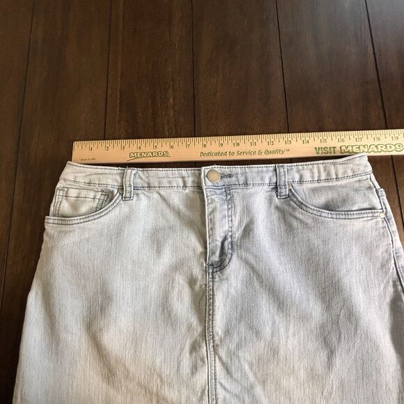 Christopher Banks Jean Skirt 12 Light Denim Floral Embroidered Midi Skirt Modest - Picture 3 of 7